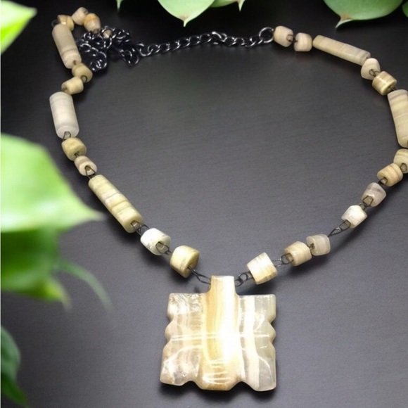 Vintage Jewelry - Mexican Agate Butterfly Silver Tone Bead Beaded Necklace Mexico